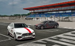 Mercedes-AMG C 43 4Matic lắp ráp tại Việt Nam, giá bán 2,96 tỷ đồng