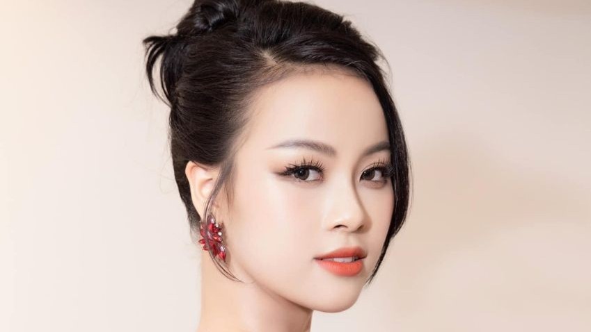 Thời trang khoe thân hình quyến rũ của Á hậu Đào Thị Hiền