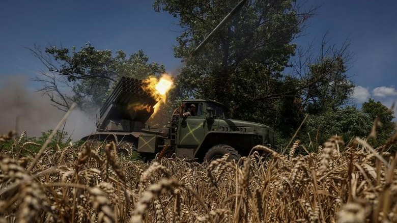 Xung đột Nga-Ukraine: Quan chức Italy nêu 2 đường hướng cần thực hiện song song, Kiev thừa nhận lợi thế của Moscow