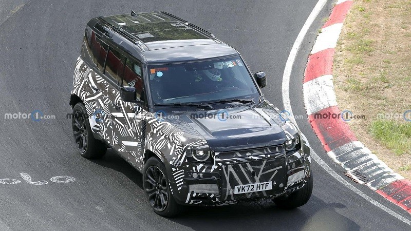 Lộ diện Land Rover Defender phiên bản mới tại Đức