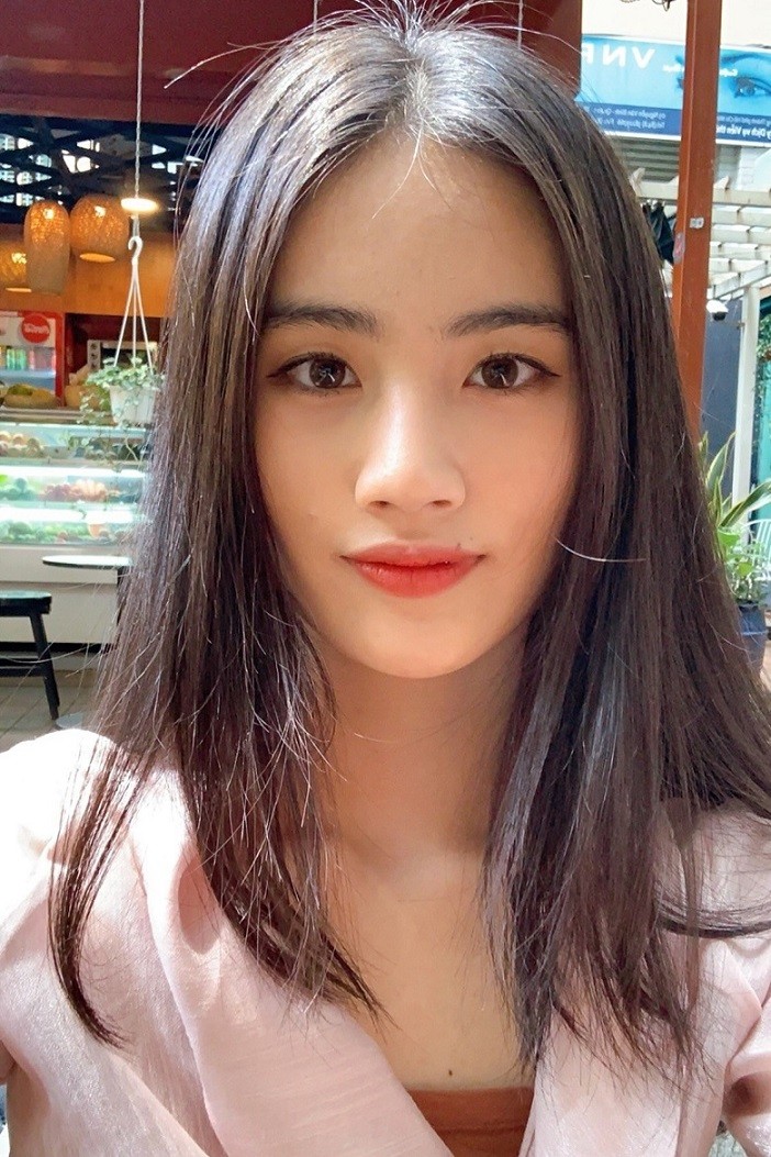 Ý Nhi nói, để tham gia Miss World Vietnam 2023, cô đã xin trường hoãn thi. Bất ngờ giành vương miện, người đẹp sắp tới sẽ quay lại trường đại học xin bảo lưu trong một năm để có thể hoàn thành tốt vai trò, sứ mệnh của tân Hoa hậu. Ý Nhi nói, để tham gia Miss World Vietnam 2023, cô đã xin trường hoãn thi. Bất ngờ giành vương miện, người đẹp sắp tới sẽ quay lại trường đại học xin bảo lưu trong một năm để có thể hoàn thành tốt vai trò, sứ mệnh của tân Hoa hậu.