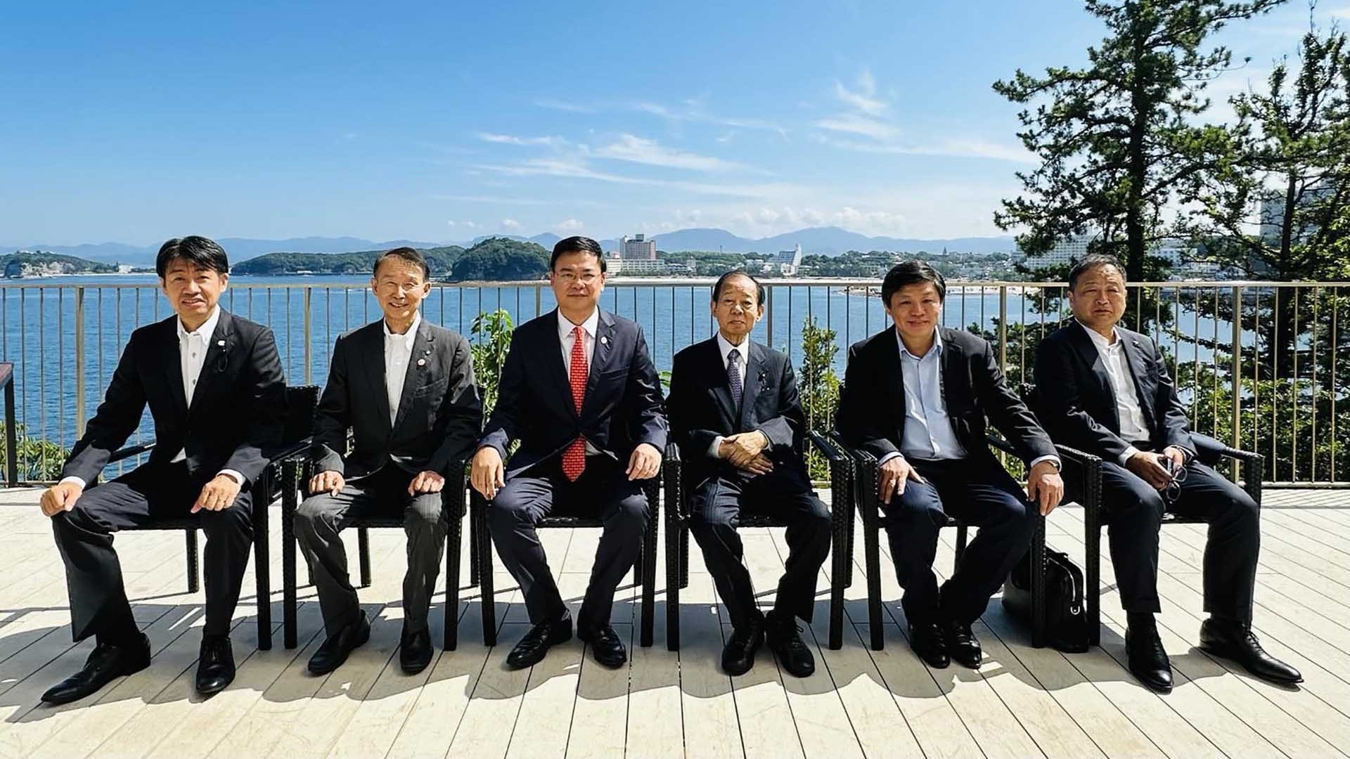 Đại sứ Phạm Quang Hiệu thăm làm việc tại tỉnh Wakayama, Nhật Bản