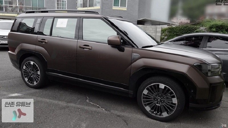 Hyundai Santa Fe 2024 tiếp tục lộ diện trên đường phố Hàn Quốc