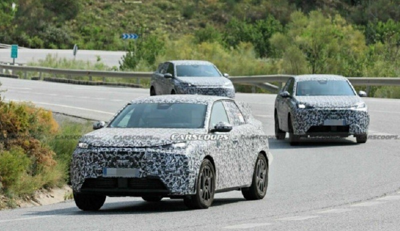 Lộ diện hình ảnh Peugeot 3008 hoàn toàn mới đang chạy thử tại Tây Ban Nha. Lộ diện hình ảnh Peugeot 3008 hoàn toàn mới đang chạy thử tại Tây Ban Nha.