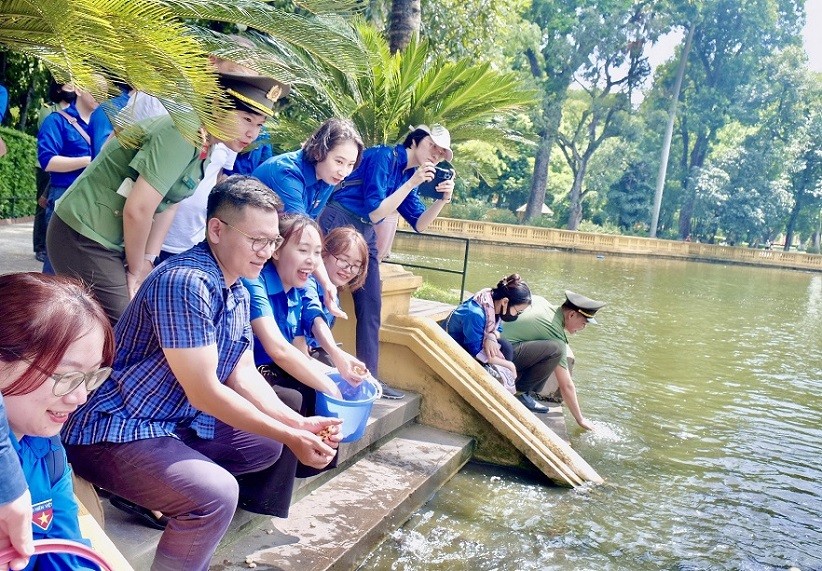 Tuổi trẻ Đoàn thanh niên Giảng viên Học viện ngoại giao tri ân các anh hùng liệt sỹ Tuổi trẻ Đoàn thanh niên Giảng viên Học viện ngoại giao tri ân các anh hùng liệt sỹ