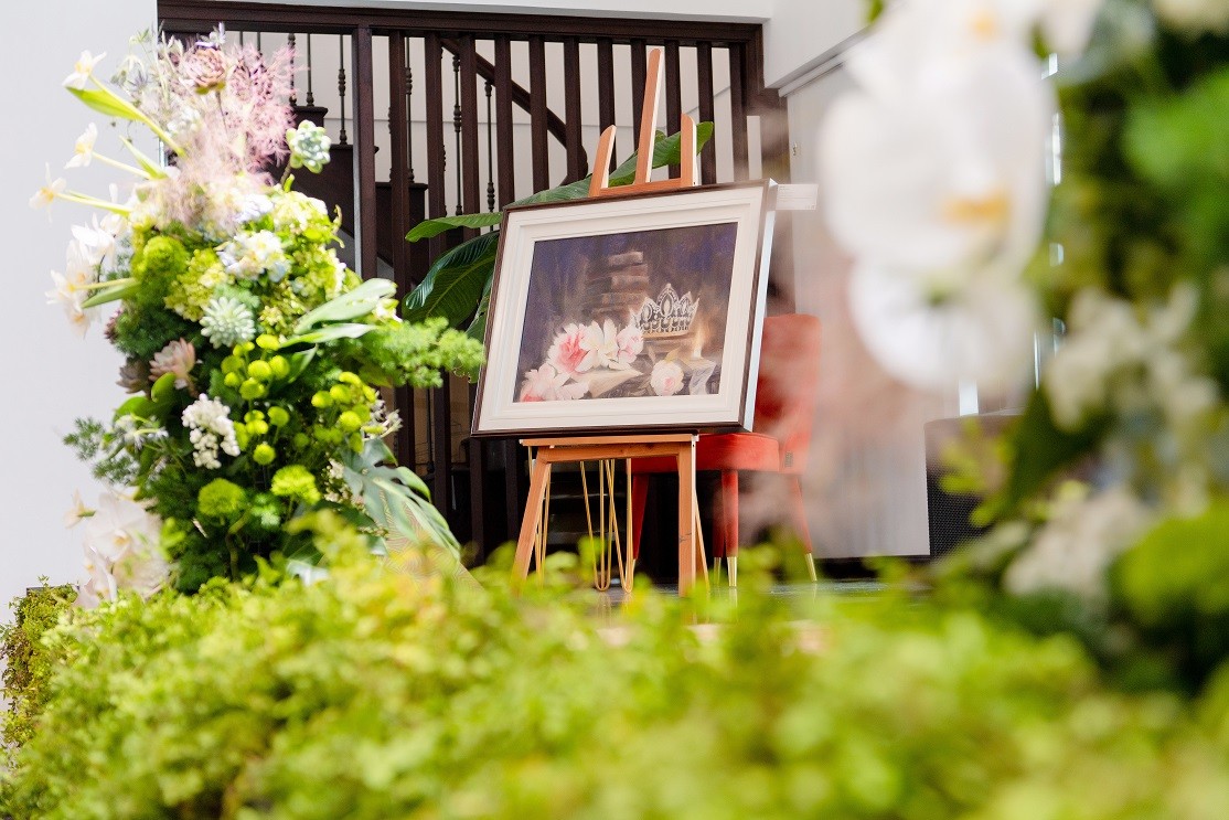 Dàn hoa hậu, á hậu Miss World Việt Nam 2023 dự triển lãm tranh thiện nguyện của họa sĩ trẻ Phan Anh Thư. (Nguồn: Vietnamnet)