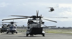 Trực thăng gặp nạn, Mỹ và Australia dừng tập trận