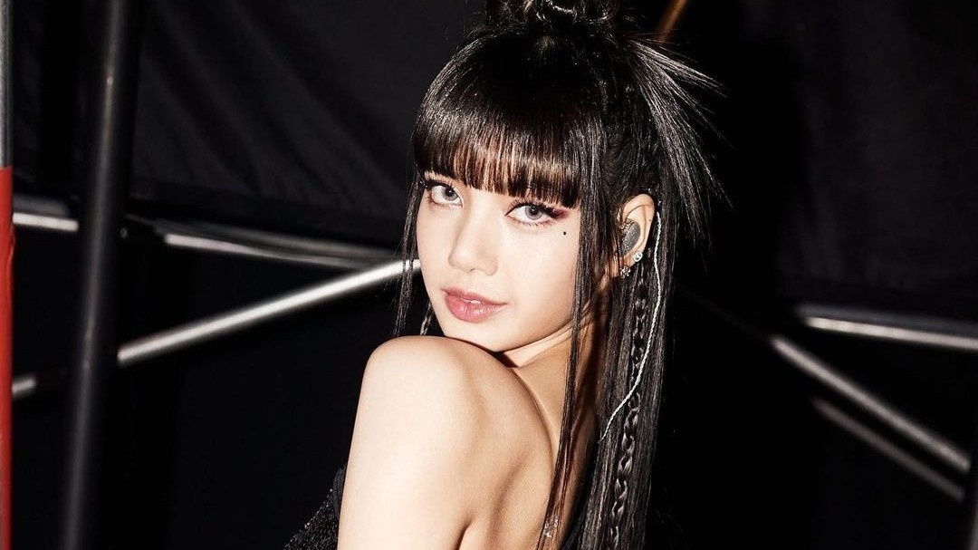 Gợi cảm như Lisa (BlackPink)