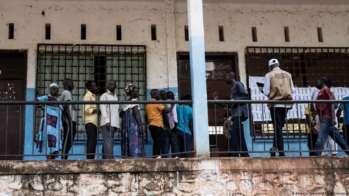 Cộng hòa Trung Phi tổ chức trưng cầu dân ý về sửa đổi hiến pháp Cộng hòa Trung Phi tổ chức trưng cầu dân ý về sửa đổi hiến pháp