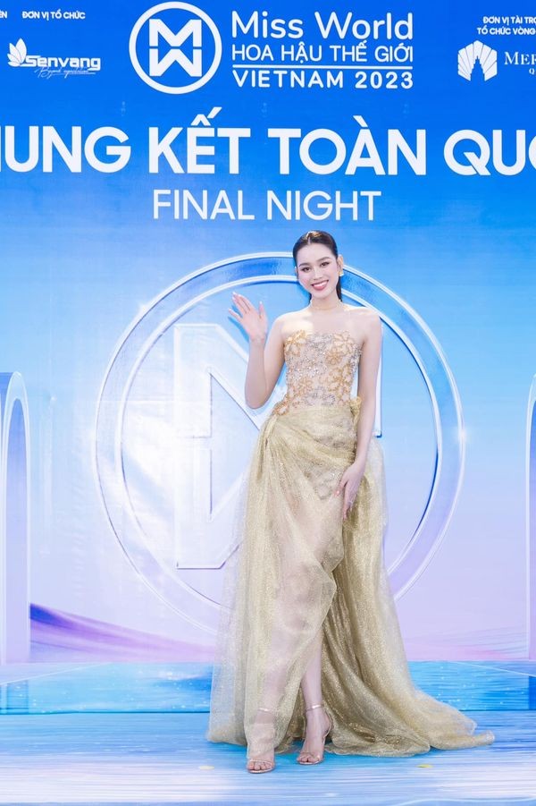 Hoa hậu Đỗ Thị Hà