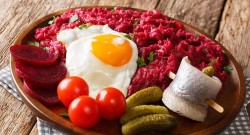 Giá tiêu dùng tăng cao, 11,4% người dân Đức không đủ tiền cho các bữa ăn thích hợp