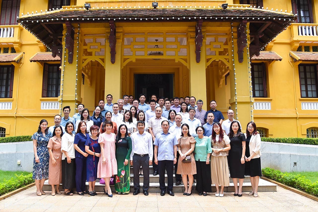 Bộ Ngoại giao gặp mặt, tri ân các cán bộ, nhân viên, người lao động là thân nhân gia đình thương binh, liệt sĩ