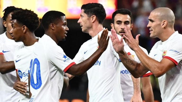 Bóng đá giao hữu: Ansu Fati lập công, giúp Barcelona thắng AC Milan trên đất Mỹ