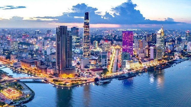 Kỳ vọng kinh tế vĩ mô 'khoác áo mới' những tháng cuối năm