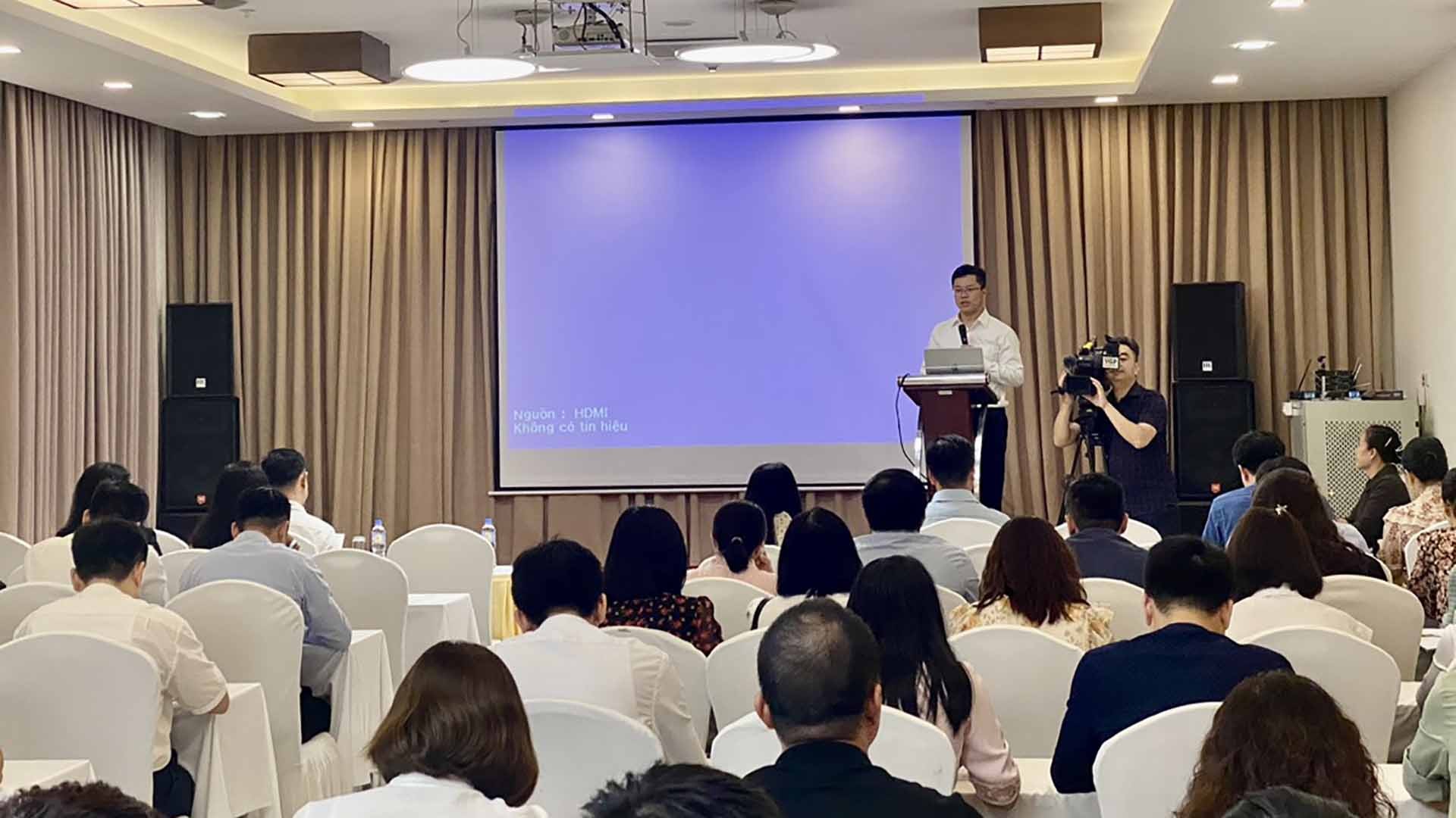 Chương trình bồi dưỡng cập nhật kiến thức về các vấn đề đối ngoại, hội nhập quốc tế Chương trình bồi dưỡng cập nhật kiến thức về các vấn đề đối ngoại, hội nhập quốc tế