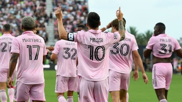 Lionel Messi ghi hai bàn thắng, đưa Inter Miami vào tứ kết Leagues Cup 2023