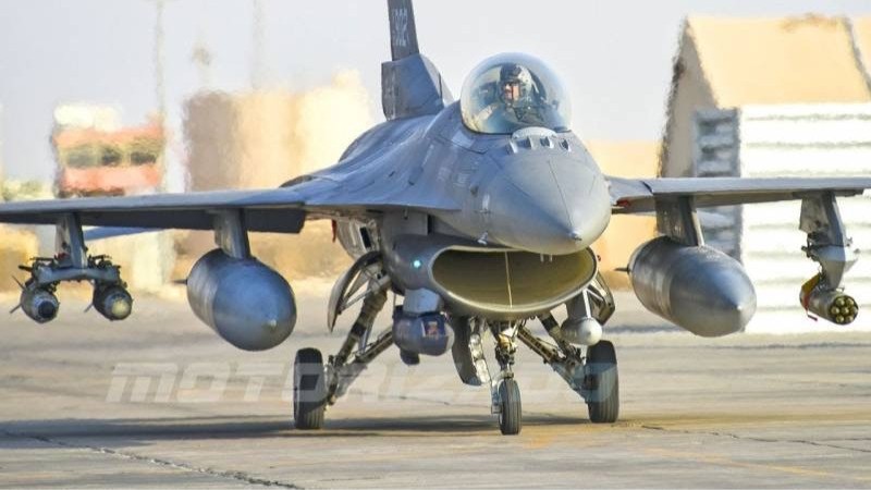 Su-34 đối đầu F-16 tại xung đột Nga - Ukraine: Lợi thế sẽ thuộc chiến đấu cơ nào?