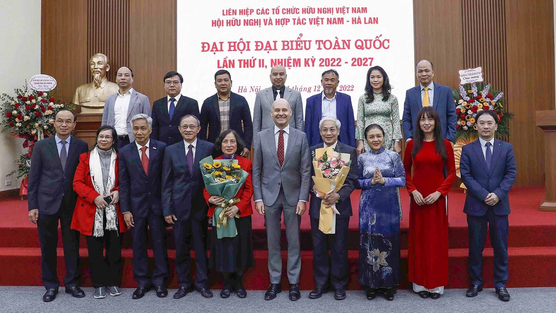 Giao lưu nhân dân trong quan hệ Việt Nam-Hà Lan