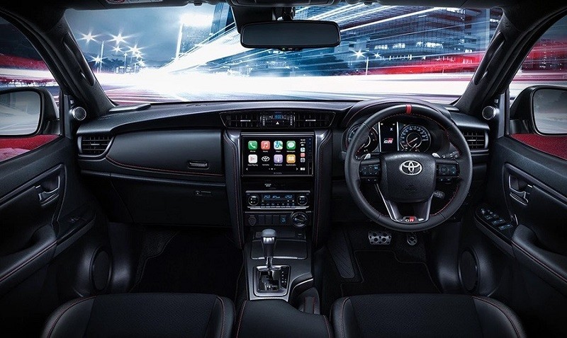 Cận cảnh Toyota Fortuner 2023 ra mắt tại Thái Lan, giá từ 940 triệu đồng