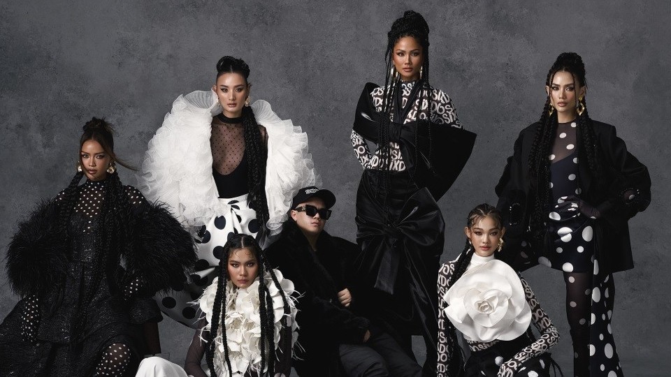 New York Fashion Week: Hoa hậu H'Hen Niê, Ngọc Châu... xuất hiện trên poster show diễn NTK Đỗ Mạnh Cường