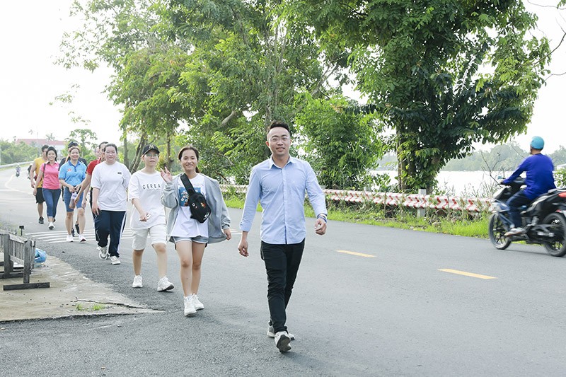 Nhà báo – MC Nguyễn Duy Mạnh và hành trình 2000 áo ấm yêu thương