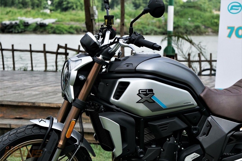 Cận cảnh mô tô CFMoto 700 CL-X vừa ra mắt tại Việt Nam, giá bán 169 triệu đồng