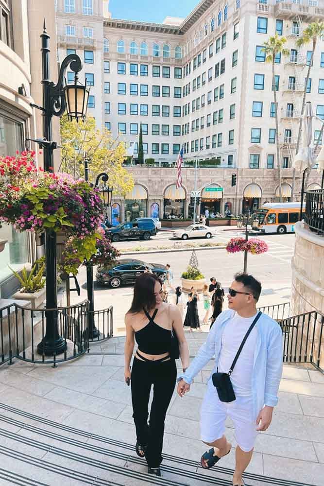 Phương Oanh - Shark Binh rạng rỡ trong chuyến trăng mật tại Mỹ