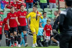Bóng đá giao hữu: Harry Maguire đánh đầu chuyền bóng giúp Man Utd hòa may mắn Athletic Bilbao