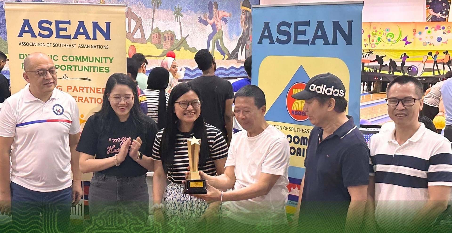 Đại sứ quán Việt Nam tại Ai Cập tham dự Giải Bowling hữu nghị ASEAN