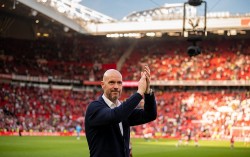 MU: HLV Erik ten Hag làm điều chưa từng có ở sân Old Trafford khiến học trò mừng vui