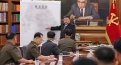 Lãnh đạo Triều Tiên nhấn mạnh cần ‘quân đội mạnh’ để ‘răn đe chiến tranh’