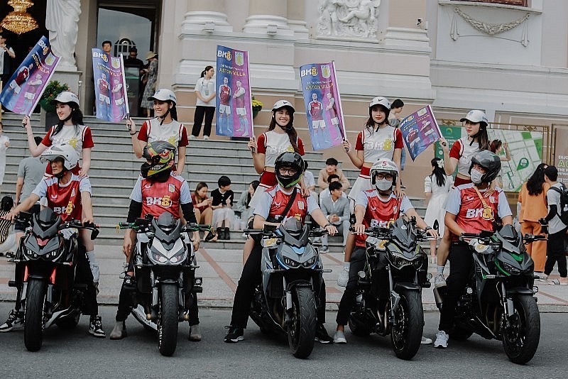 FC Aston Villa 'chơi lớn' trong sự kiện CLB ký kết với đối tác mới FC Aston Villa 'chơi lớn' trong sự kiện CLB ký kết với đối tác mới