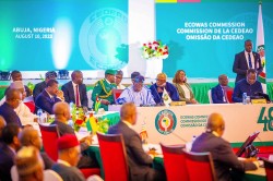 Đảo chính ở Niger: ECOWAS sẽ bắt đầu hoạt động quân sự ‘càng sớm càng tốt’, Thụy Sỹ tiếp tục rút người