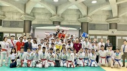 Đông đảo vận động viên dự giải đấu Karate của người Việt tại Nhật Bản