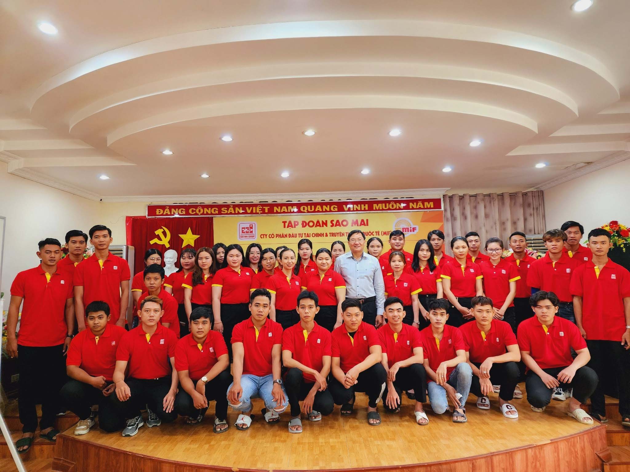 MIF - môi trường học tập thân thiện và uy tín MIF - môi trường học tập thân thiện và uy tín