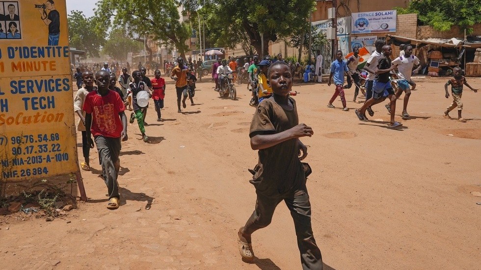 Đảo chính ở Niger: Chính quyền quân sự chỉ trích ECOWAS, khẳng định sẽ 'truy tố' Tổng thống Bazoum vì điều này