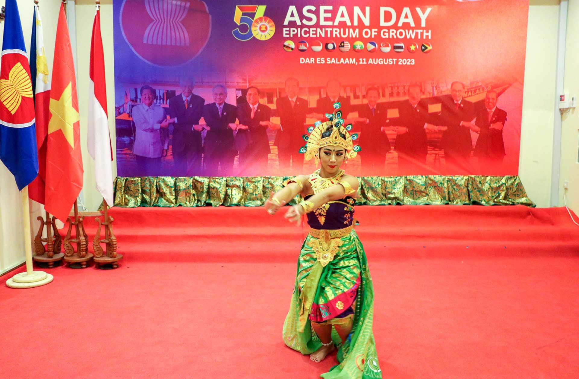 Gặp mặt Đoàn ngoại giao tại Tanzania nhân kỷ niệm 56 năm thành lập ASEAN Gặp mặt Đoàn ngoại giao tại Tanzania nhân kỷ niệm 56 năm thành lập ASEAN