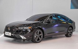 Cận cảnh Honda Accord 2024 vừa ra mắt tại Indonesia
