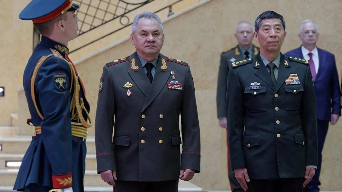 Bộ trưởng Quốc phòng Nga tuyên bố  ‘vũ khí phương Tây yếu kém’, Venezuala muốn mua vũ khí mới của Moscow