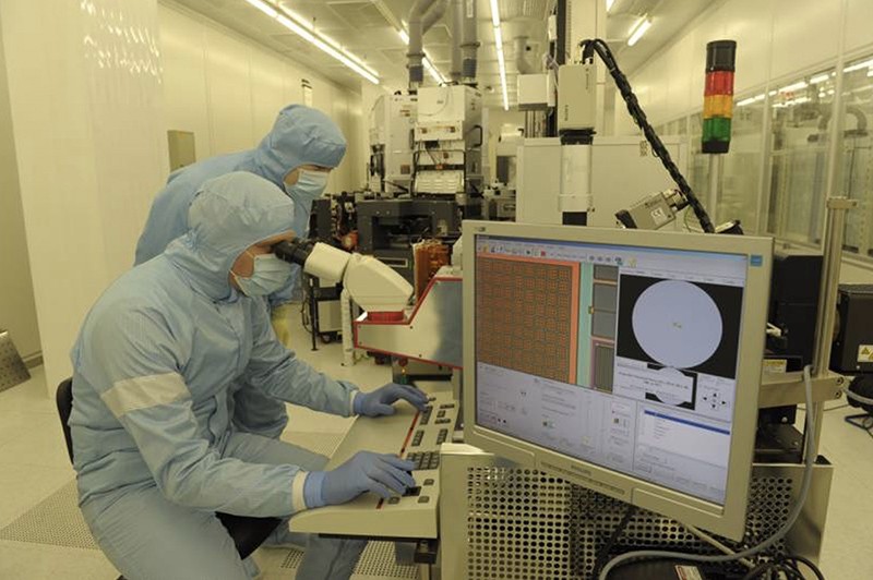 Đến khi nào Nga có thể tự chủ trong hoạt động sản xuất chip?