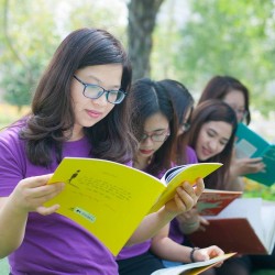 Đổi mới giáo dục không phải chỉ là đổi mới sách giáo khoa...