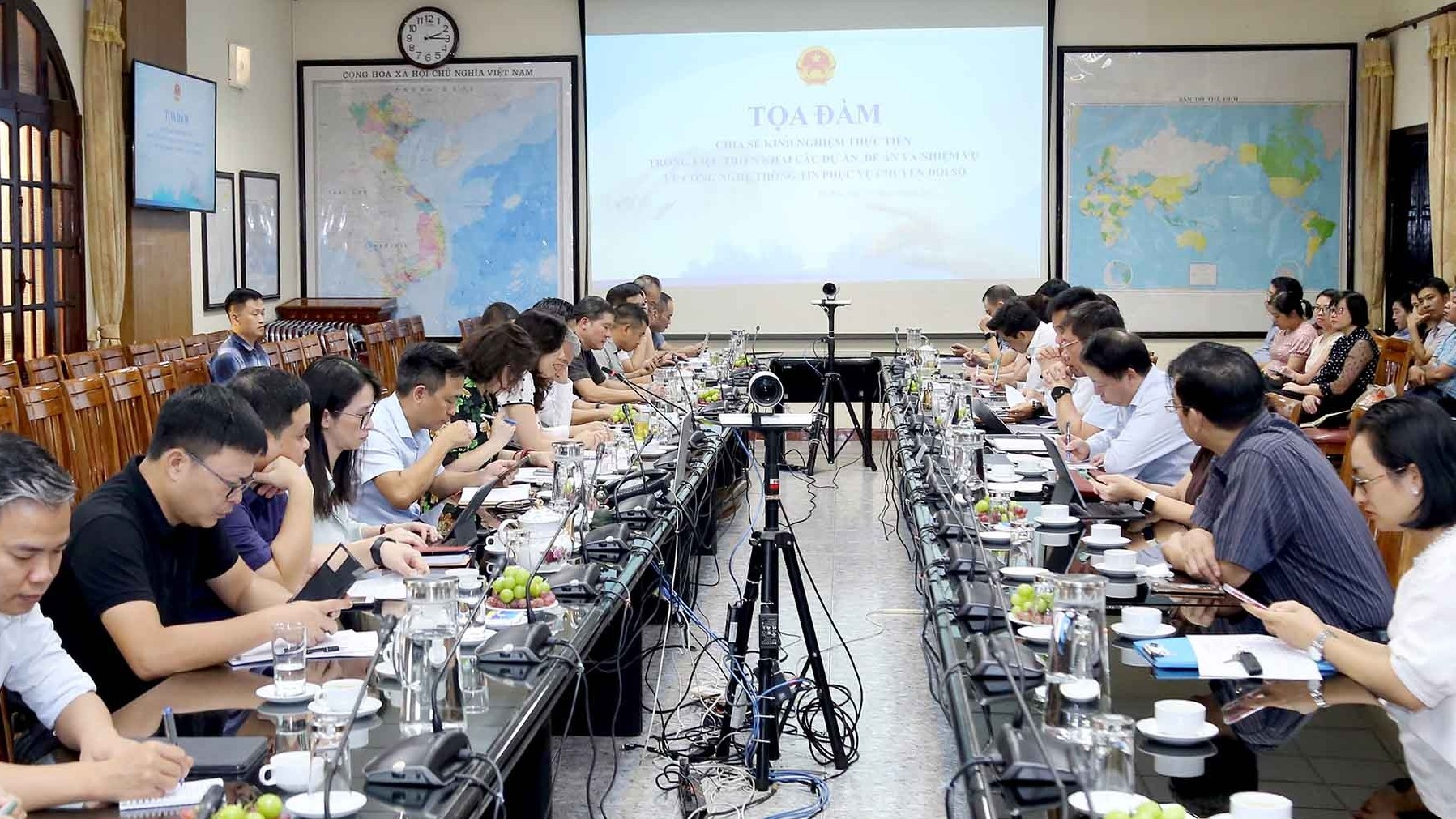 Chia sẻ kinh nghiệm triển khai các dự án công nghệ thông tin phục vụ chuyển đổi số