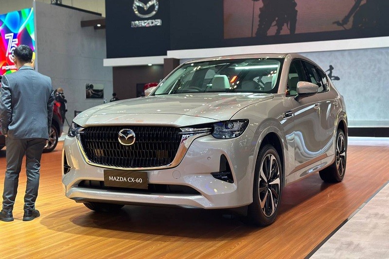 Cận cảnh Mazda CX-60 vừa ra mắt tại Indonesia, giá gần 1,9 tỷ đồng