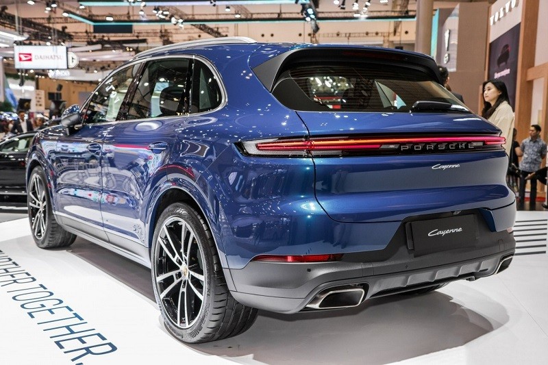 Cận cảnh Porsche Cayenne 2024 vừa ra mắt thị trường Đông Nam Á
