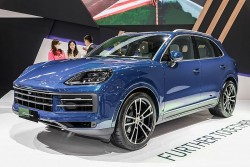 Cận cảnh Porsche Cayenne 2024 vừa ra mắt thị trường Đông Nam Á