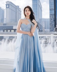 Xao xuyến trước nhan sắc Lưu Diệc Phi