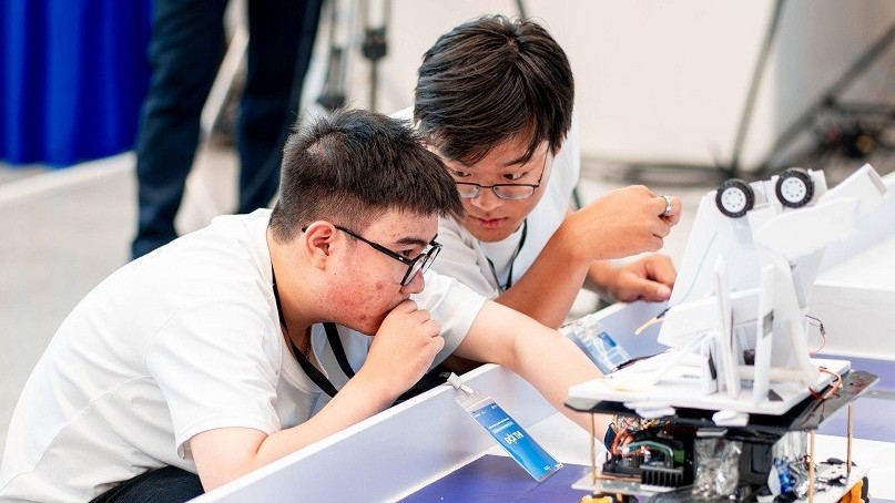 Hơn 3.200 học sinh, sinh viên và giáo viên được đào tạo và phát triển công nghệ cao