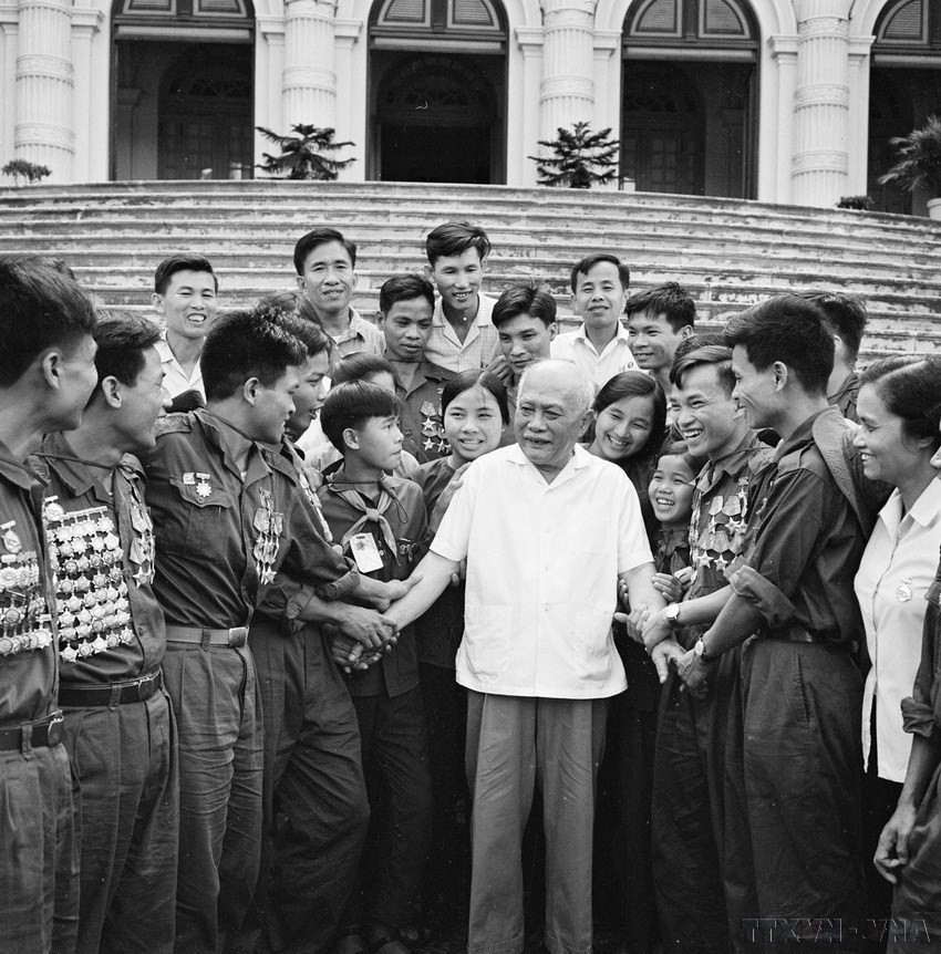 Chủ tịch Tôn Đức Thắng: Nhà cách mạng tiêu biểu, tấm gương mẫu mực về đạo đức cách mạng