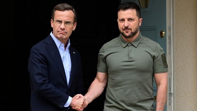 Tổng thống Ukraine đến Thuỵ Điển, kêu gọi viện trợ vũ khí