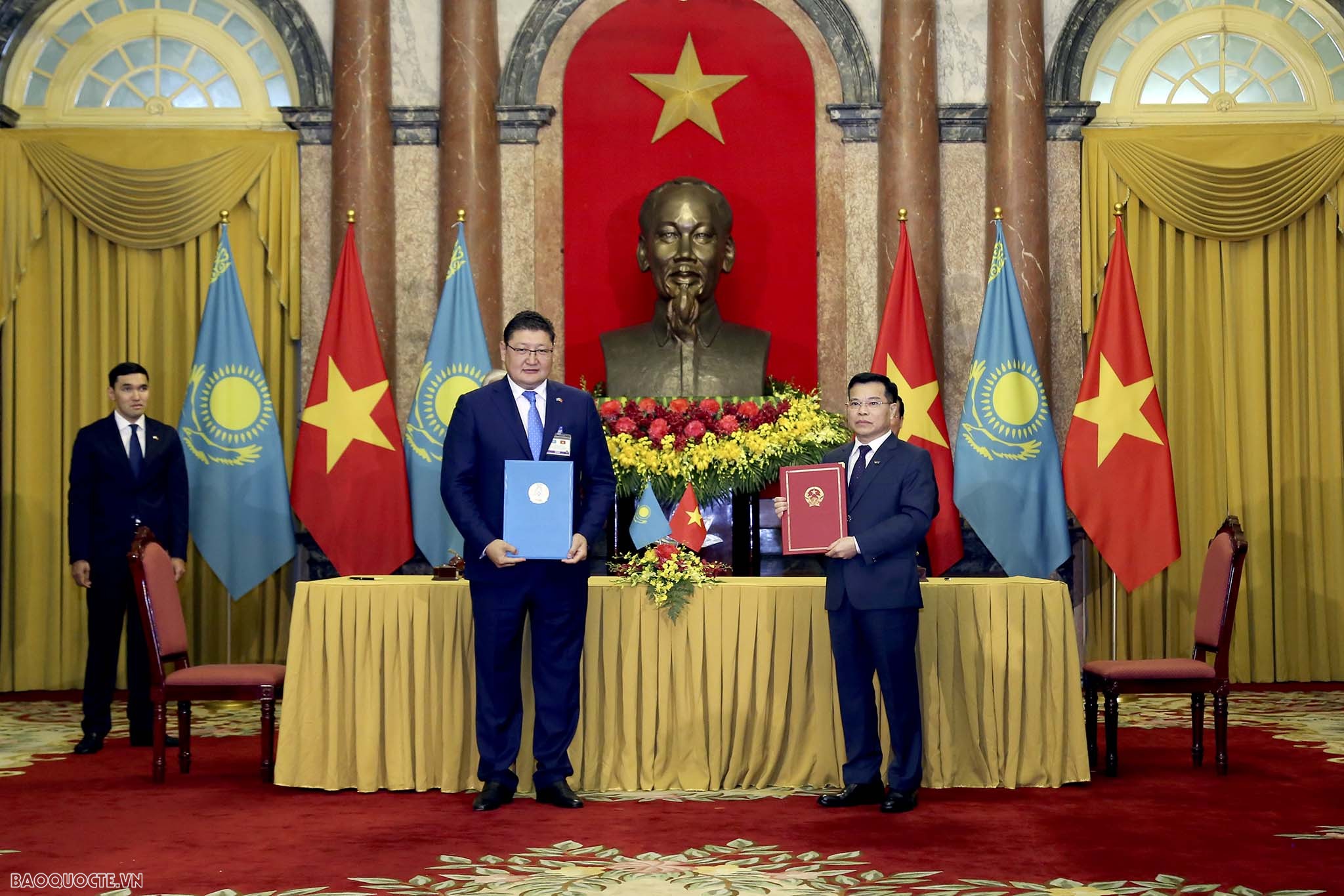 Tổng thống Kazakhstan Kazakhstan Kassym Jomart Tokayev thăm chính thức Việt Nam